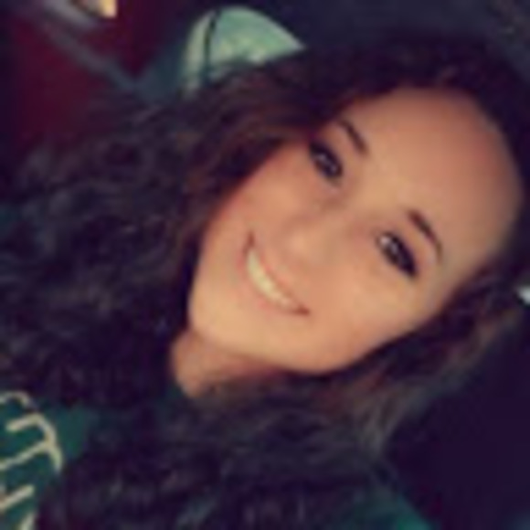 Meet your Posher, Faith - Picture 1 of 1